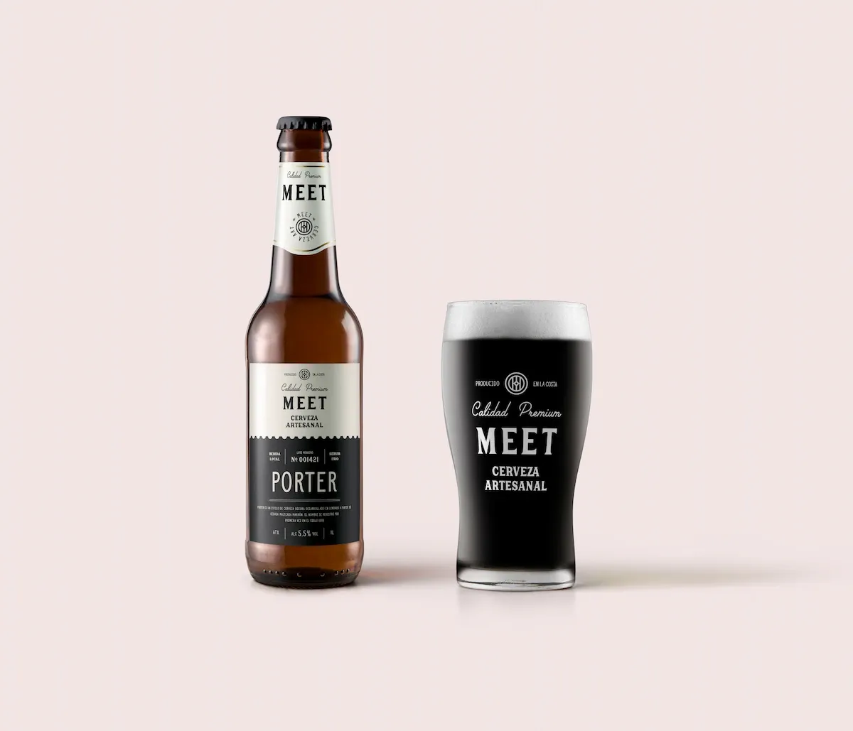 Render de botella y vaso Porter